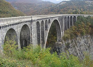 Le viaduc de la Roizonne, dernier grand ouvrage de Paul Séjourné.