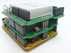 Arduino'ya birçok eklenti üstüste takılabilir.