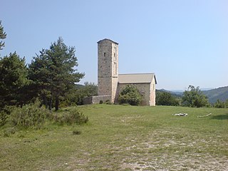 Cappella di Saint-Thyrse all'esterno del cascinale Robion presso Castellane