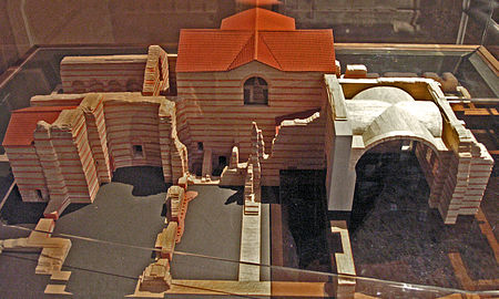 Model of Thermes de Cluny: In the centre is the frigidarium, left the tepidarium, right the caldarium.