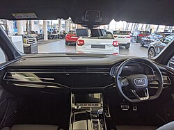 2019_Audi_Q7_facelift_Interior