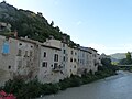 Vue de Pontaix au bord de la rivière Drôme.