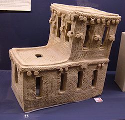 Exvoto de arcilla en forma de casa o «casa de los espíritus» (c. 2600 a. C.)