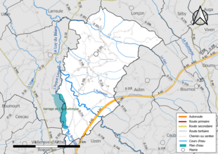 Carte en couleur présentant le réseau hydrographique de la commune