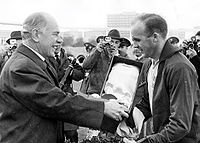 Prawitz Öberg tilldelas Guldbollen 1962.