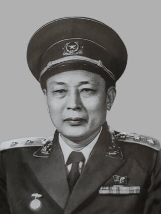 Tập tin:Đồng Sĩ Nguyên.jpg