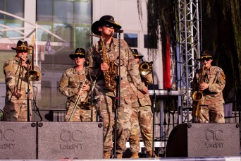 1st Cavalry Division Band blend American music with Polish Ceramic traditions