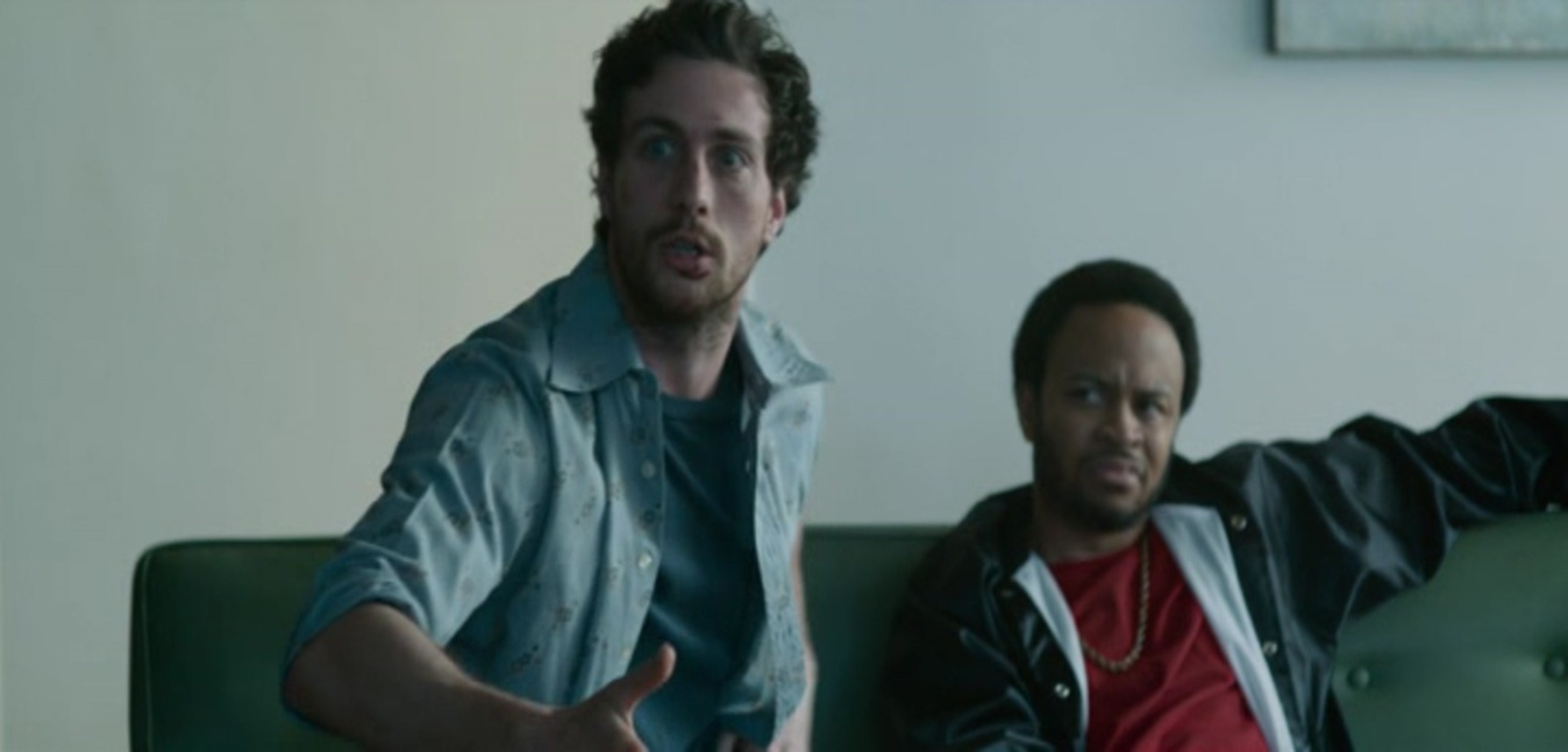 Eugene Byrd and Aaron Taylor-Johnson in A Million Little Pieces (2018)