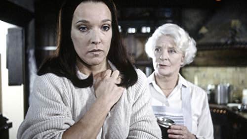 Eva Kryll and Elisabeth Wiedemann in The Old Fox (1977)