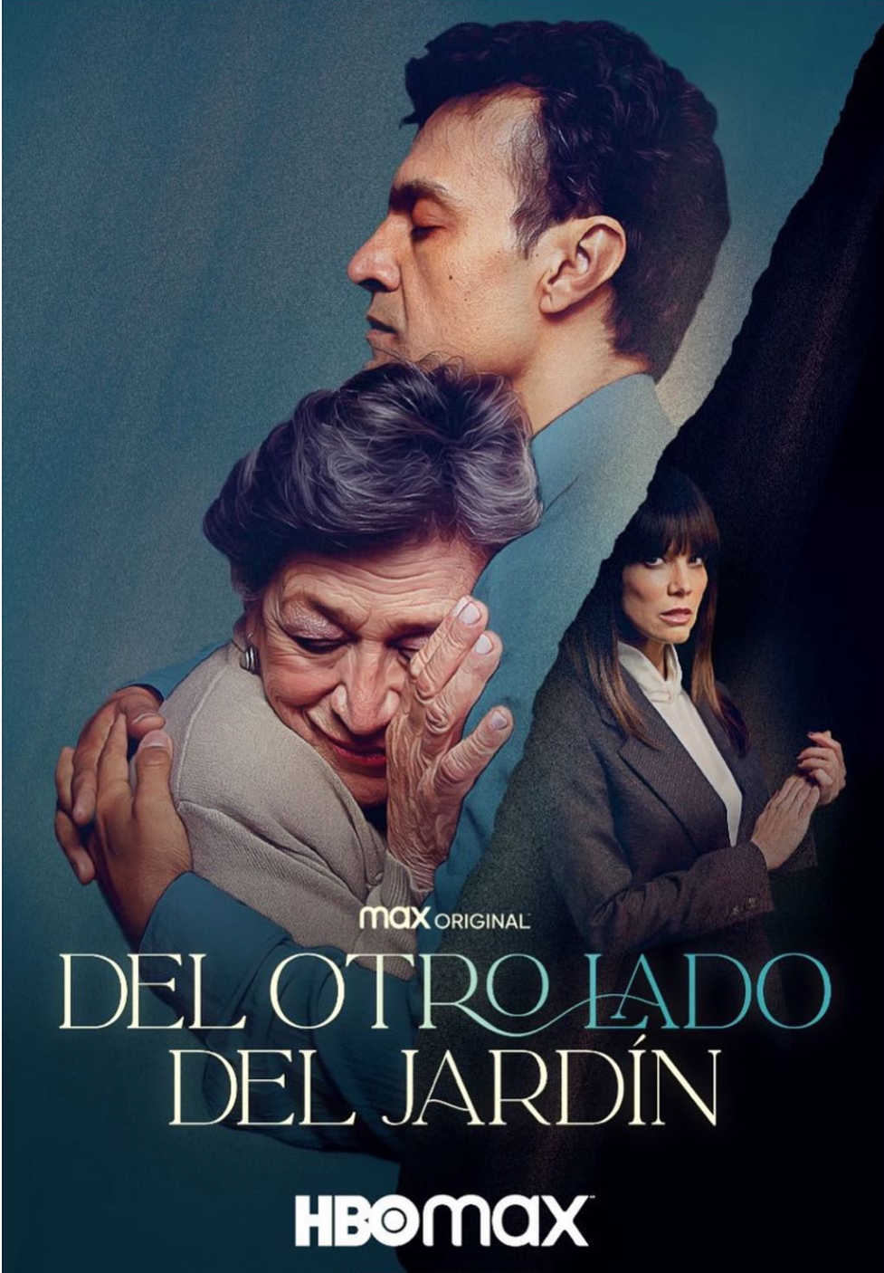 Juana Acosta, Victoria Hernández, and Julián Román in Del Otro Lado Del Jardín (2024)