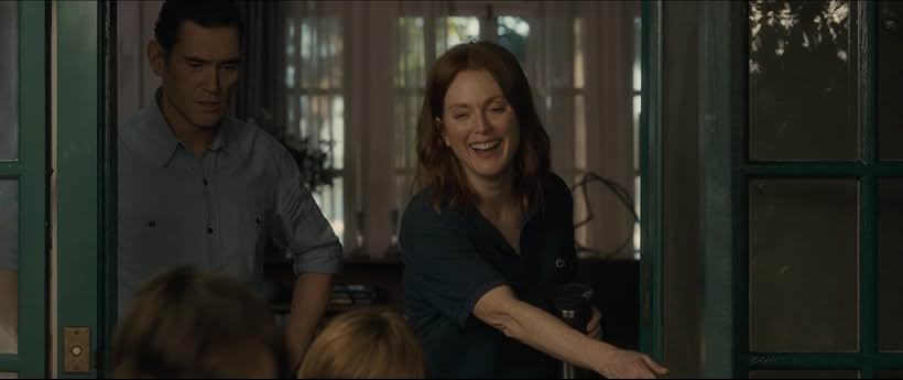 Julianne Moore and Billy Crudup in After the Wedding (2019)