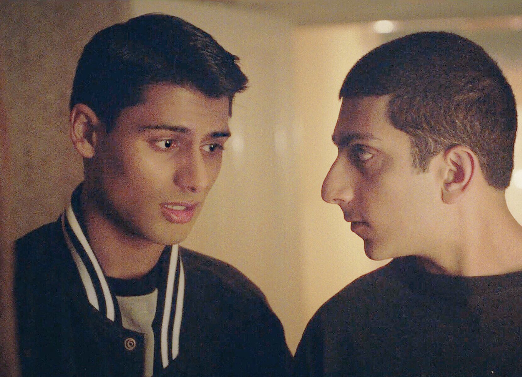 Antonio Aakeel and Reiss Kershi in City of Tiny Lights (2016)