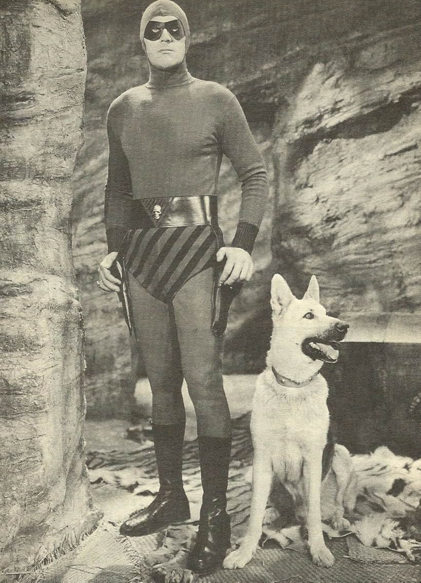 Tom Tyler and Ace the Wonder Dog in The Phantom (1943)