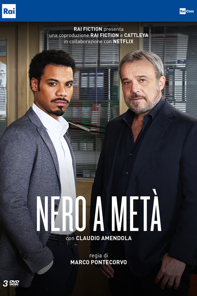 Claudio Amendola and Miguel Gobbo Diaz in Nero a metà (2018)