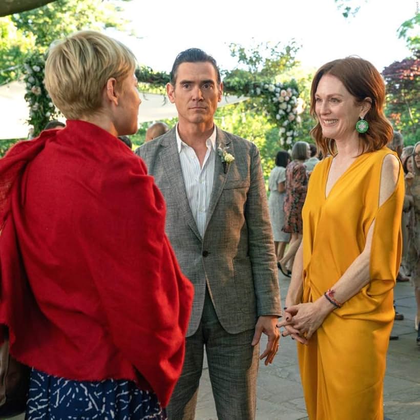 Julianne Moore, Billy Crudup, and Michelle Williams in After the Wedding (2019)