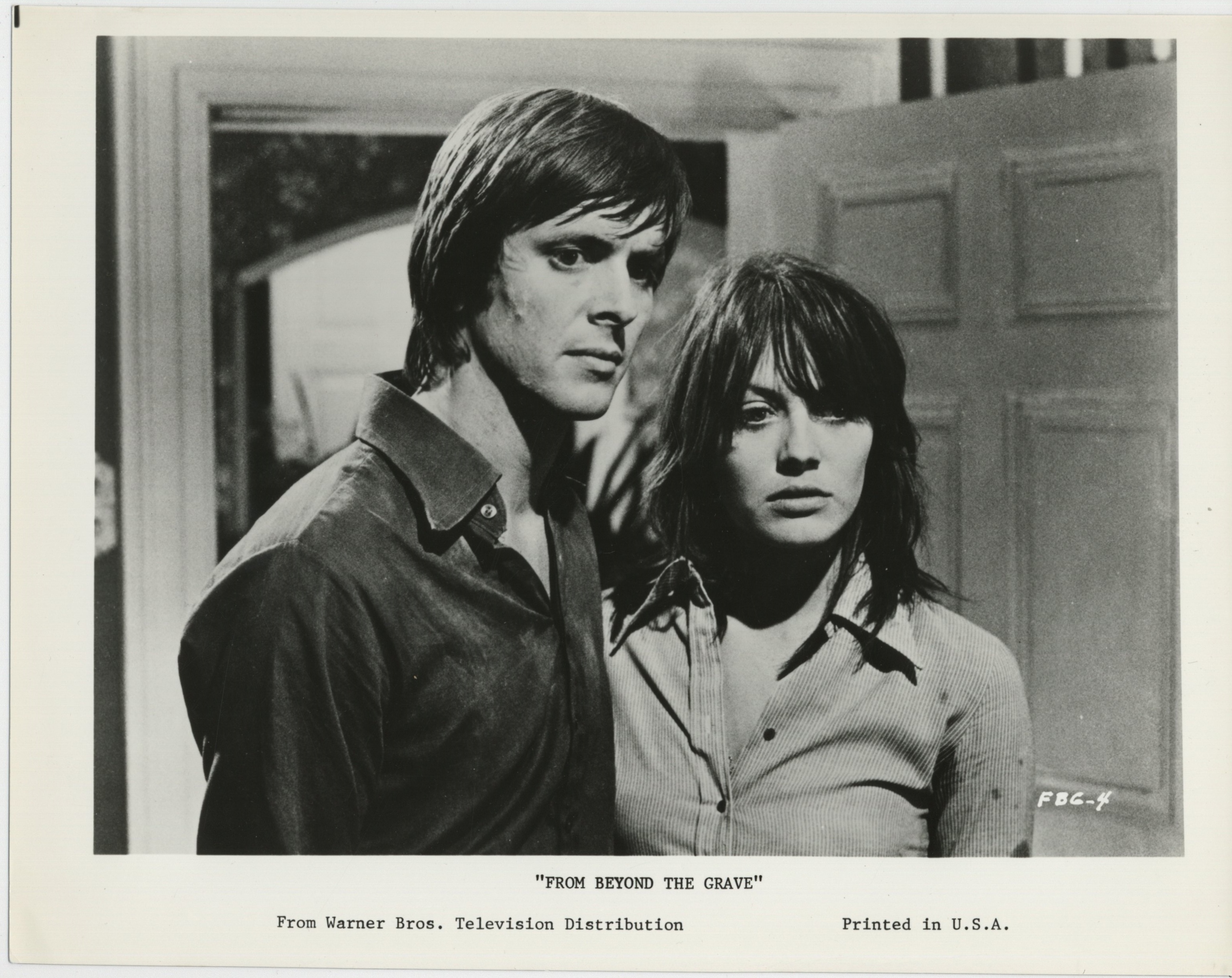 Lesley-Anne Down and Ian Ogilvy in From Beyond the Grave (1974)