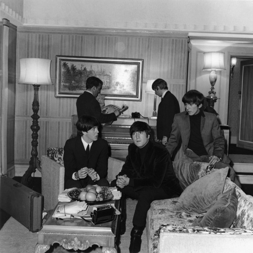 Paul McCartney, John Lennon, George Harrison, Norman Rossington, Ringo Starr, and The Beatles in A Hard Day's Night (1964)