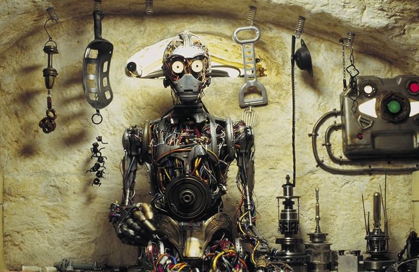 Anthony Daniels in Star Wars: Episode I - The Phantom Menace (1999)