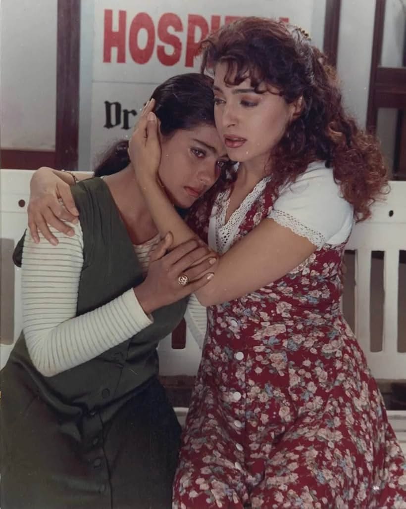 Kajol and Juhi Chawla in Ishq (1997)