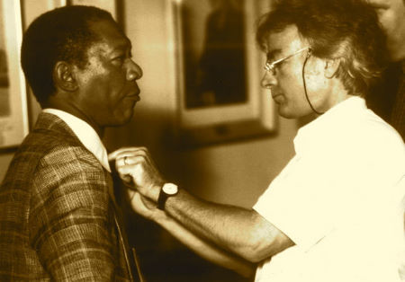 John G. Avildsen (right) and Morgan Freeman (left) on the set of "Lean on Me".