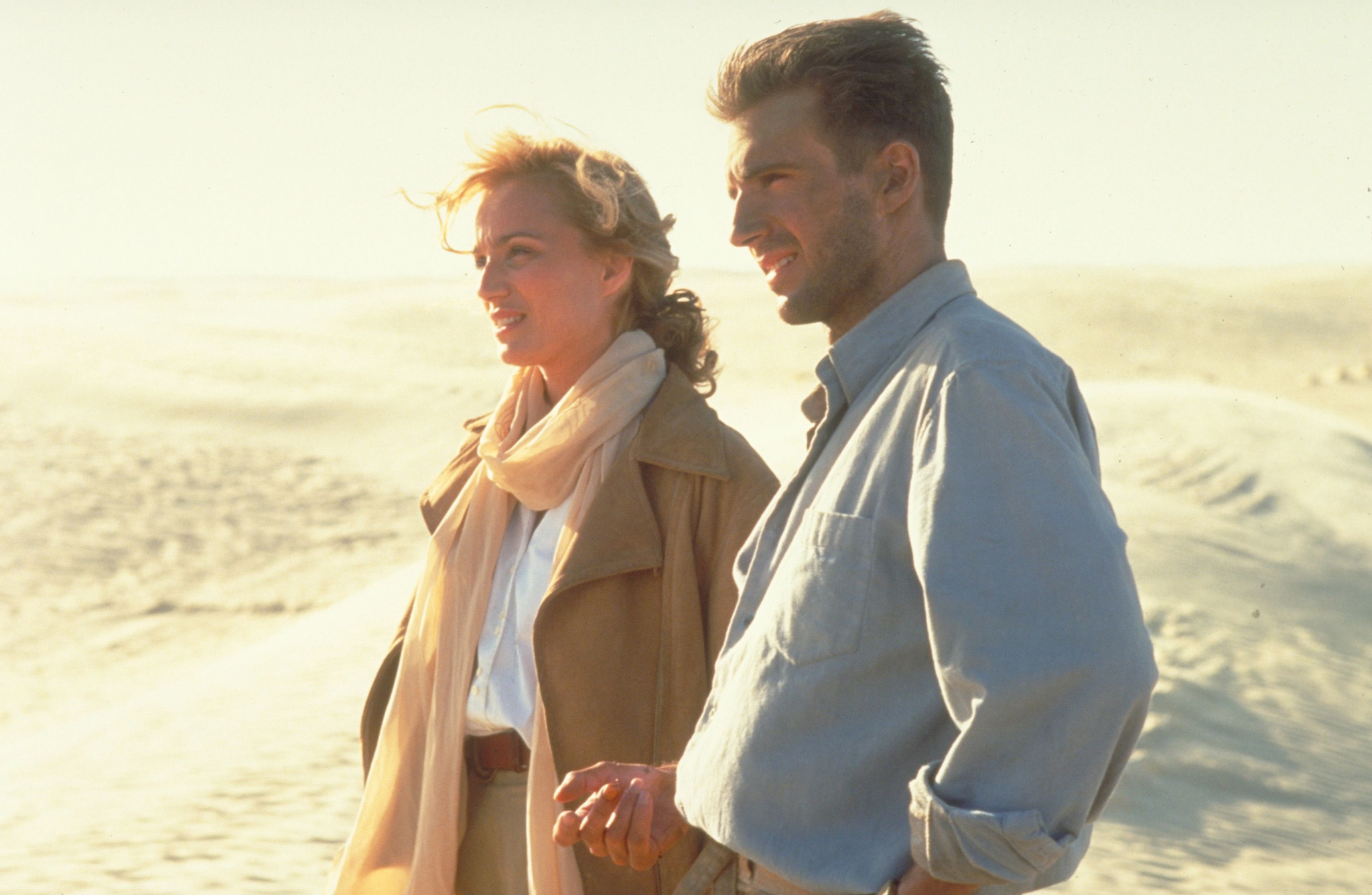 Ralph Fiennes and Kristin Scott Thomas in The English Patient (1996)