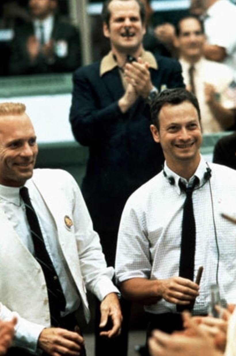 Ed Harris and Gary Sinise in Apollo 13 (1995)