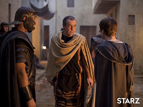 John Hannah and Lliam Powell in Spartacus (2010)