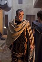 John Hannah and Lliam Powell in Spartacus (2010)