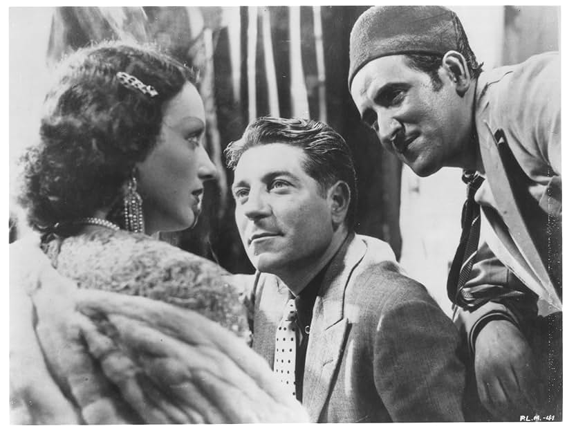 Mireille Balin, Jean Gabin, and Lucas Gridoux in Pépé le Moko (1937)