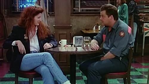 Joel Murray and Suzie Plakson in Love & War (1992)