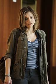 Lizzie Brocheré in Falling Water (2016)