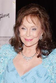 Primary photo for Loretta Lynn