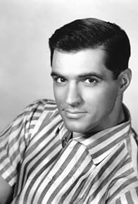 Primary photo for John Gavin