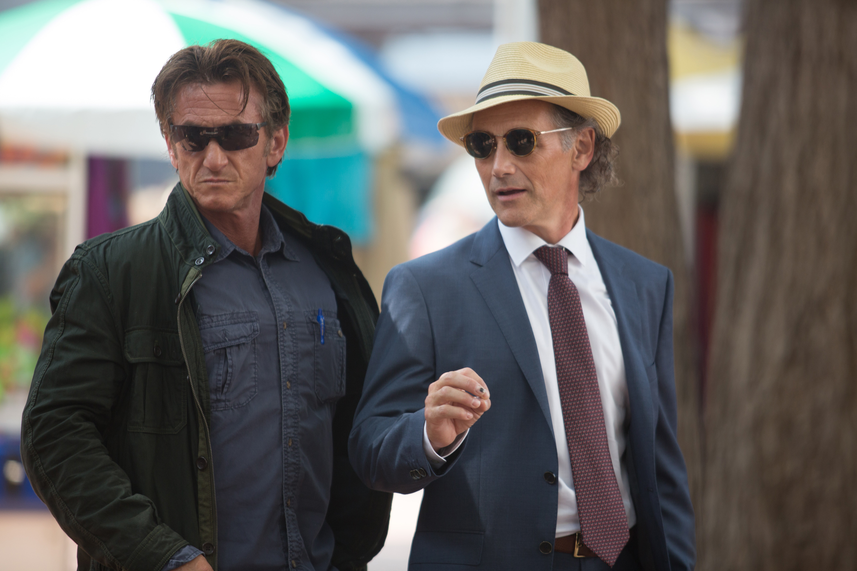 Sean Penn and Mark Rylance in The Gunman (2015)