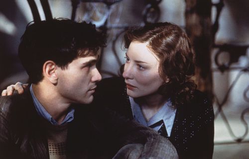 Cate Blanchett and Billy Crudup in Charlotte Gray (2001)