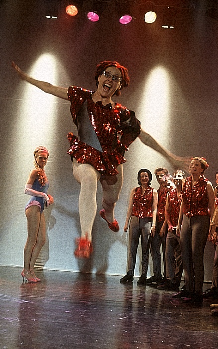 Elaine Hendrix, Jason Blicker, Chuck Campbell, Emmy Laybourne, Molly Shannon, and Rob Stefaniuk in Superstar (1999)