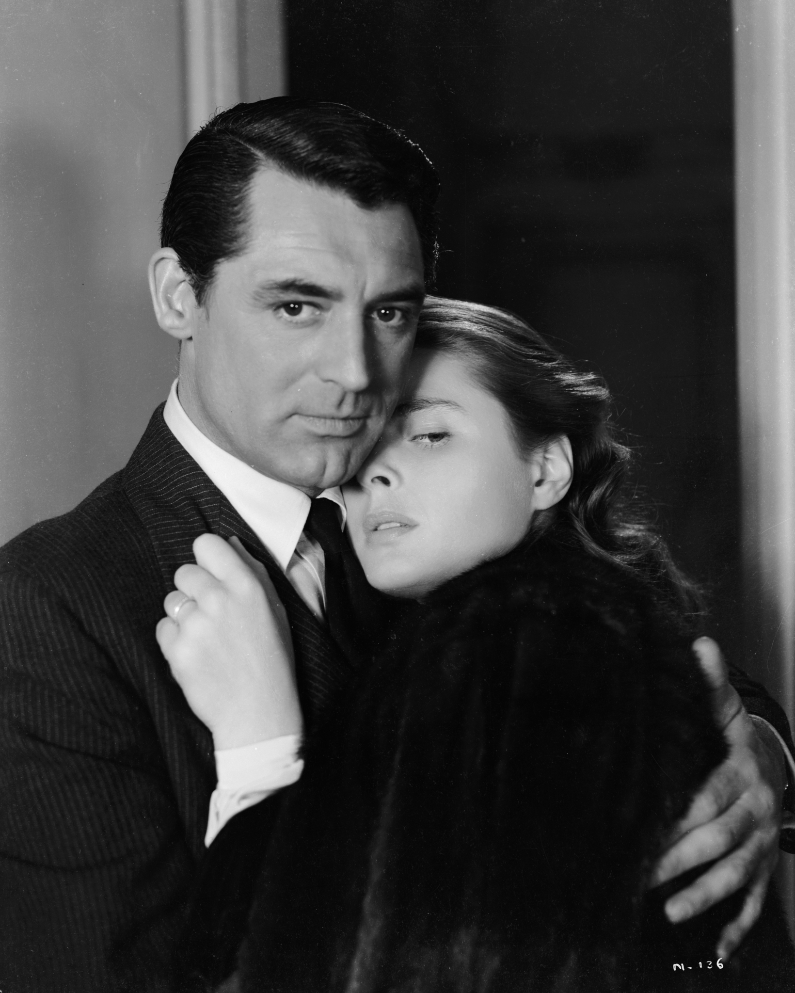 Ingrid Bergman and Cary Grant in Notorious (1946)