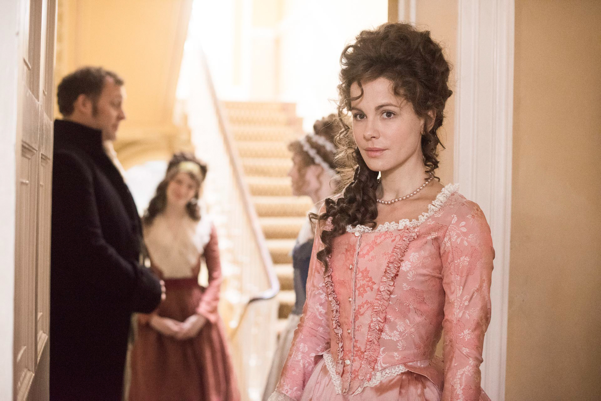 Kate Beckinsale, Justin Edwards, Emma Greenwell, and Morfydd Clark in Love & Friendship (2016)