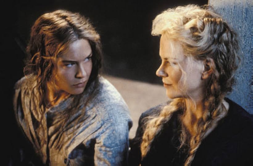 Nicole Kidman and Renée Zellweger in Cold Mountain (2003)