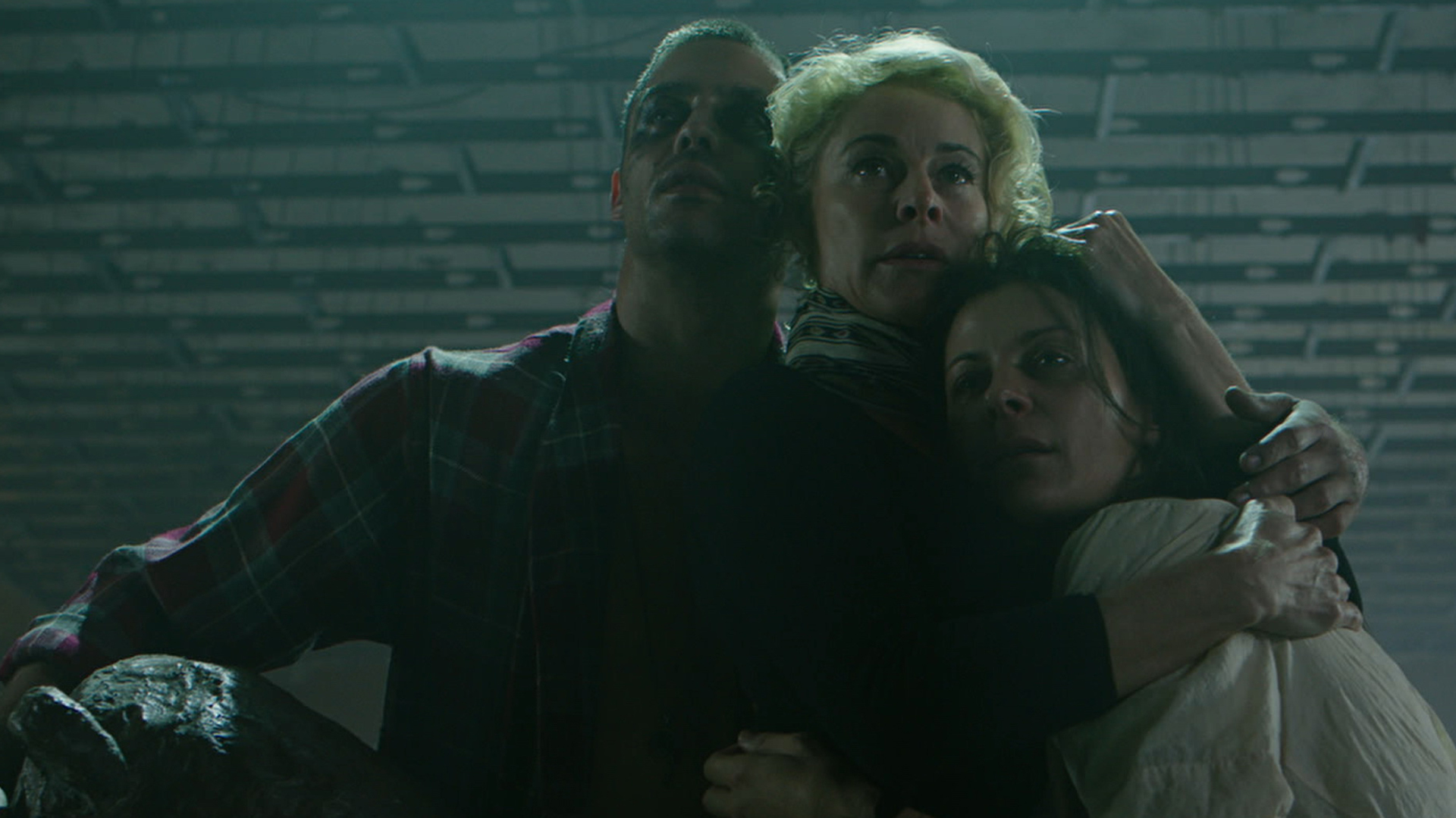 Belén Rueda, Eugenia Tobal, and Juan Manuel Guilera in You Shall Not Sleep (2018)