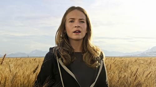 Tomorrowland: Athena (Featurette)