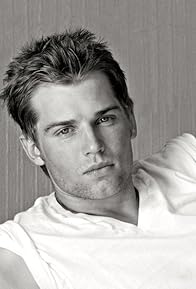 Primary photo for Mike Vogel