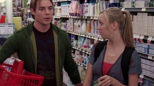 Andrea Bowen and Josh Henderson in Desperate Housewives (2004)