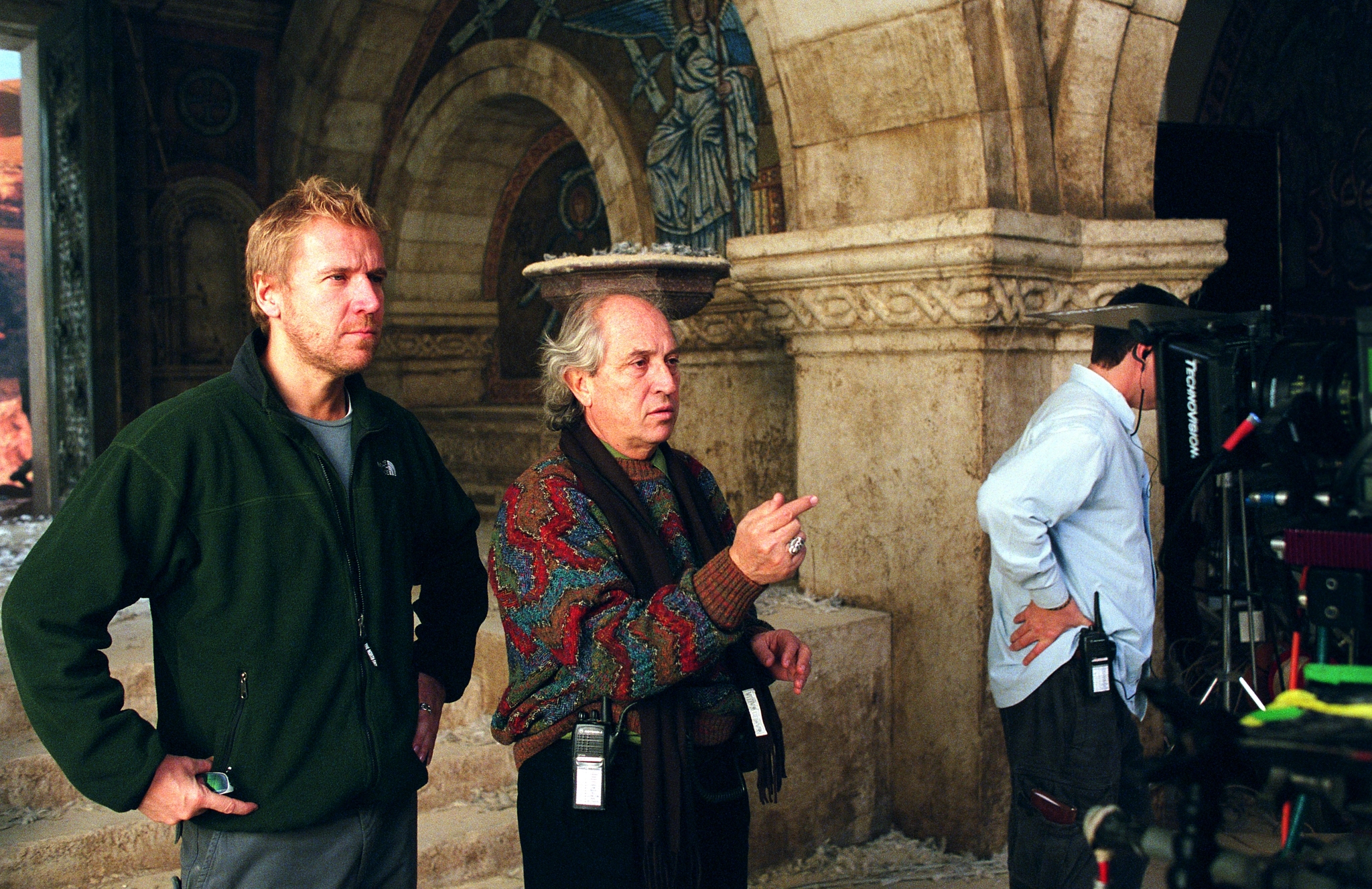 Renny Harlin and Vittorio Storaro in Exorcist: The Beginning (2004)