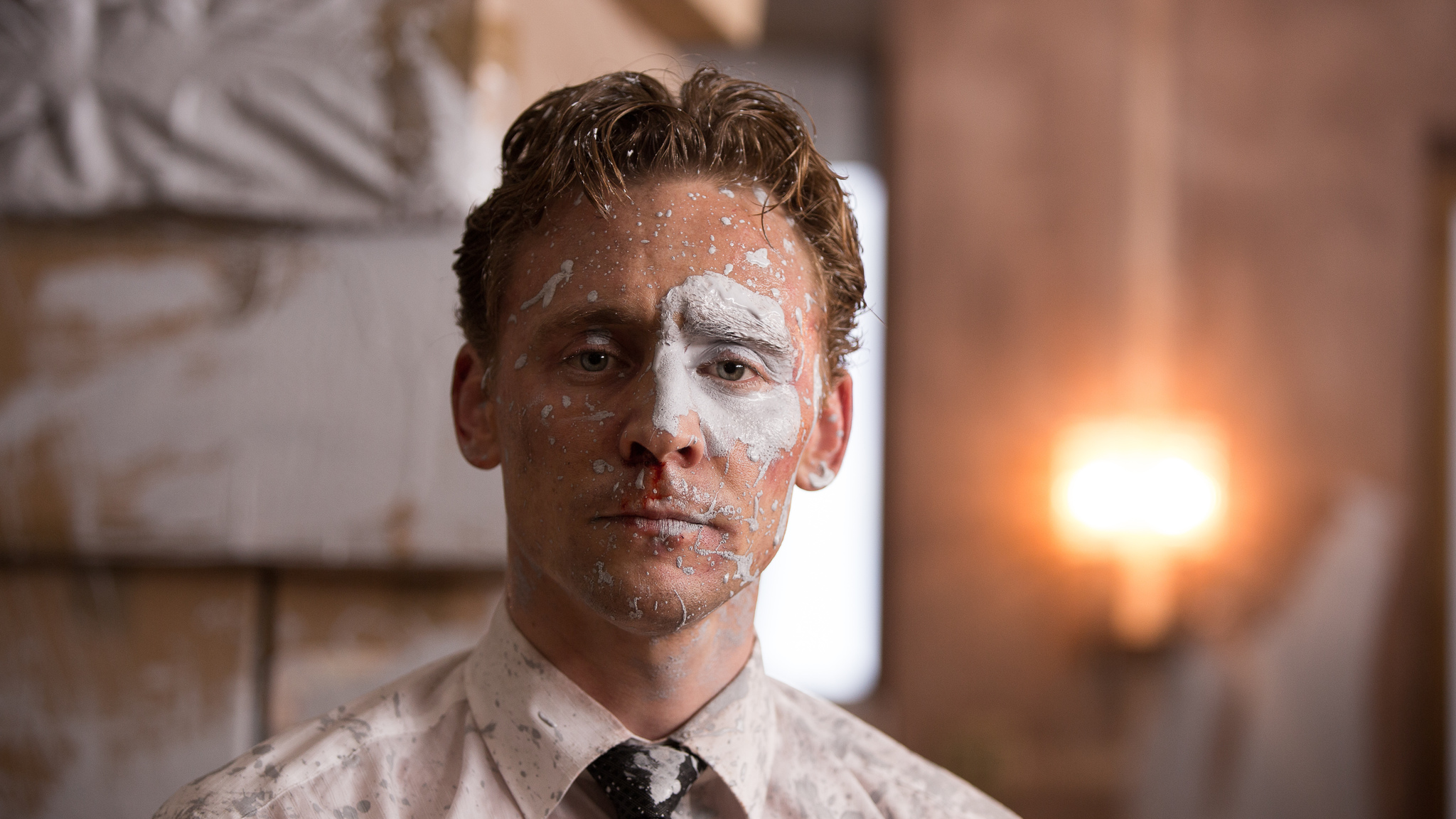 Tom Hiddleston in High-Rise (2015)