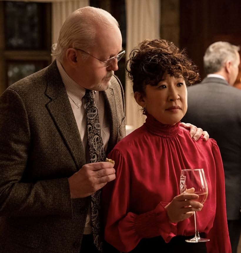 David Morse and Sandra Oh in The Chair (2021)