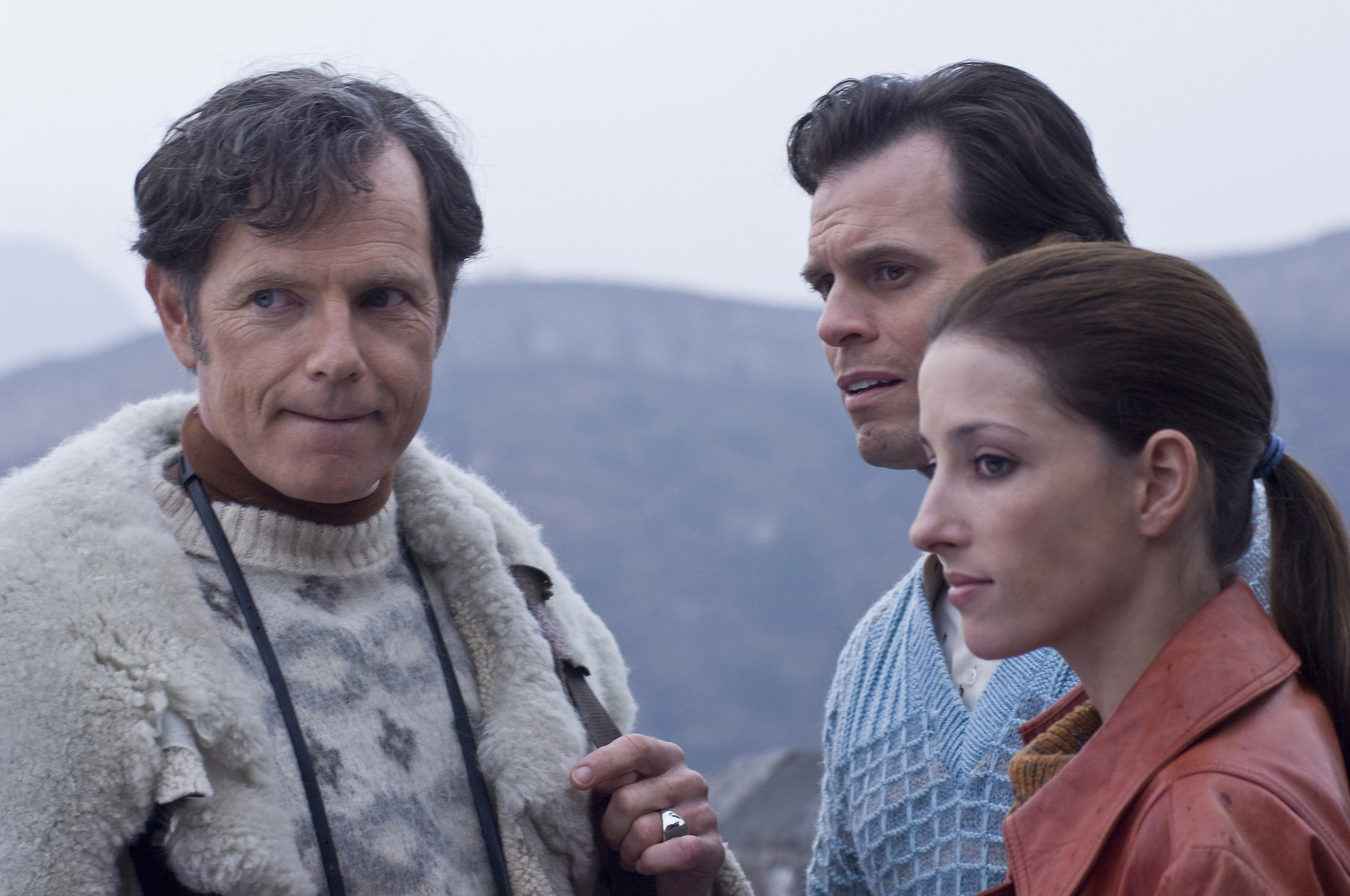 Bruce Greenwood, Steven Heathcote, and Camilla Vergotis in Mao's Last Dancer (2009)