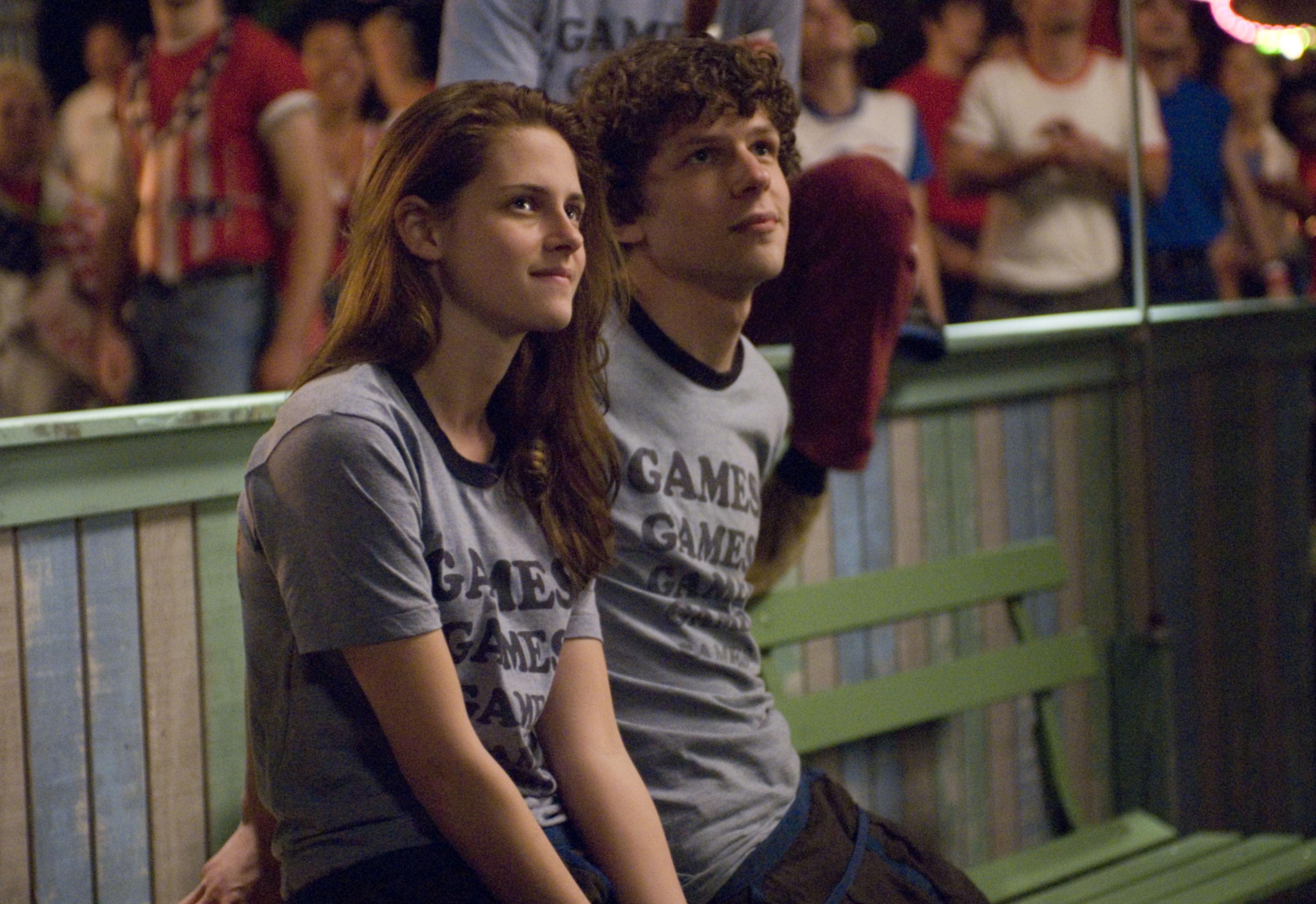 Jesse Eisenberg and Kristen Stewart in Adventureland (2009)