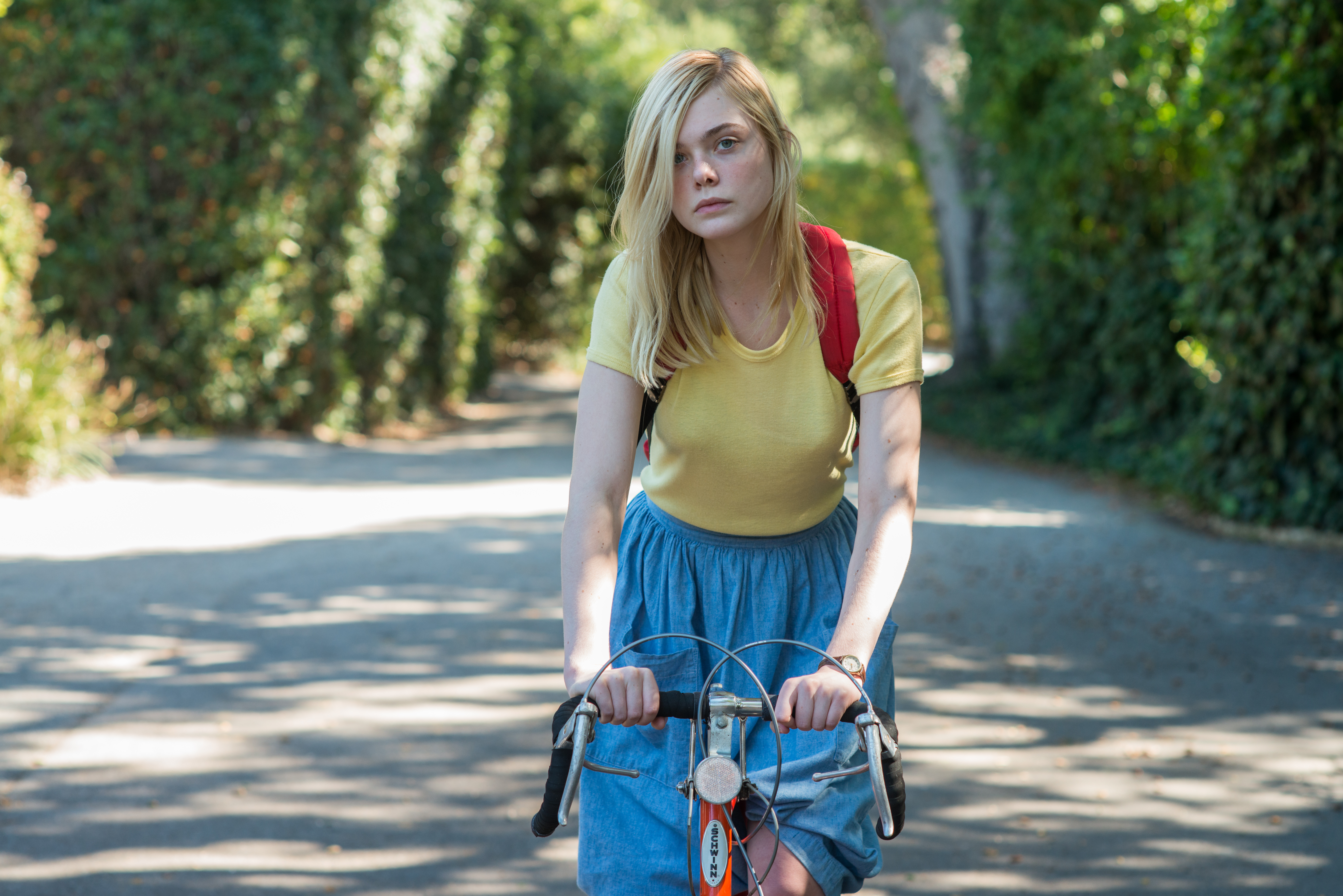 Elle Fanning in 20th Century Women (2016)