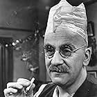 Warren Mitchell